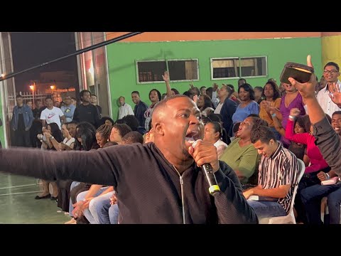 VOCE NUNCA OUVIU HINOS ANTIGOS DESTA FORMA 😭🔥 - Allan Moraes  |  Vigília Unção Sem Limites