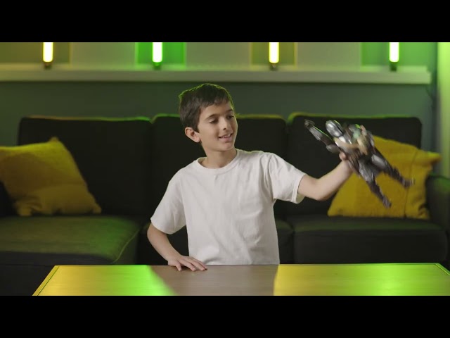 Vídeo relacionado con Star Wars, The Mandalorian, Máscara electrónica con Frases y Efectos de Sonido, Disfraz Infantil, Juguetes para niños y niñas a Partir de 5 años