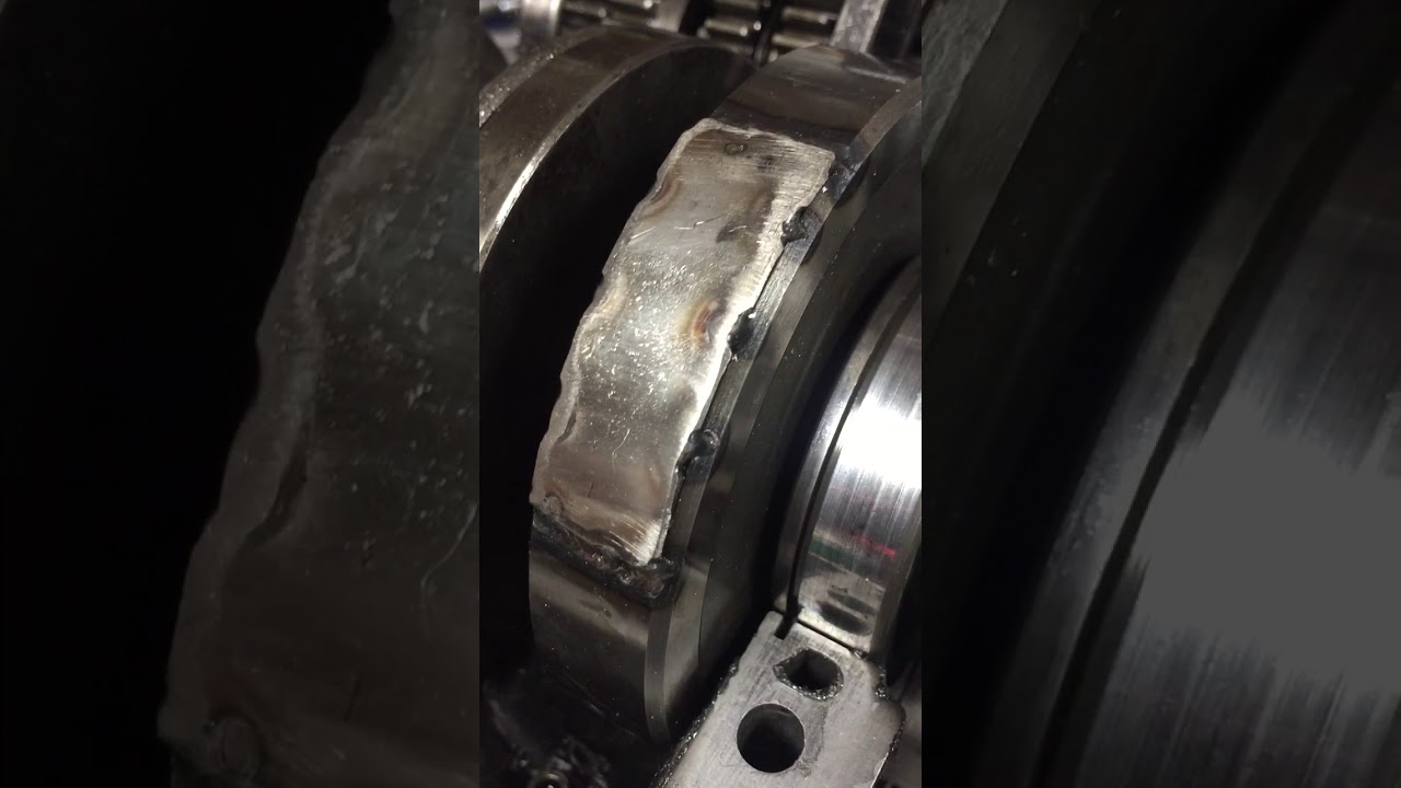 Montjuic crankshaft balancing