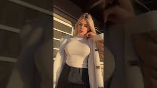 Tiktok No Bra Challenge #bustycurvygirls #tiktok #nobra #nobrachallenge #bralesstiktok #braless