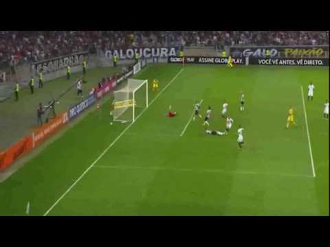 Golaço de Rodriguinho contra o Atletico MG - Timão 33 jogos invicto