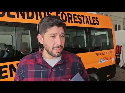 Intenso operativo para extinguir incendios forestales en el norte provincial