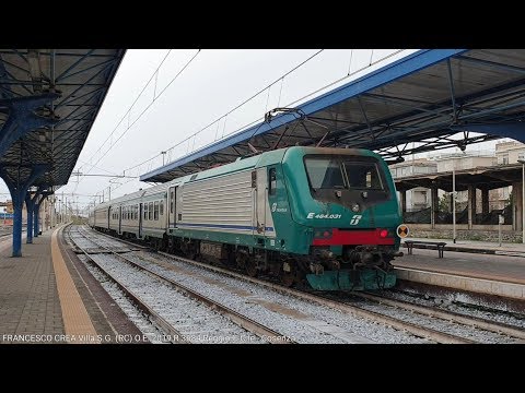 R 3684 Reggio Calabria C.le - Cosenza (COMPOSIZIONE DI TRE CARROZZE DI TRE TIPI DIVERSI!!!)