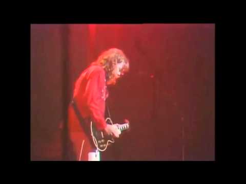 Billy Jones' Vibrato