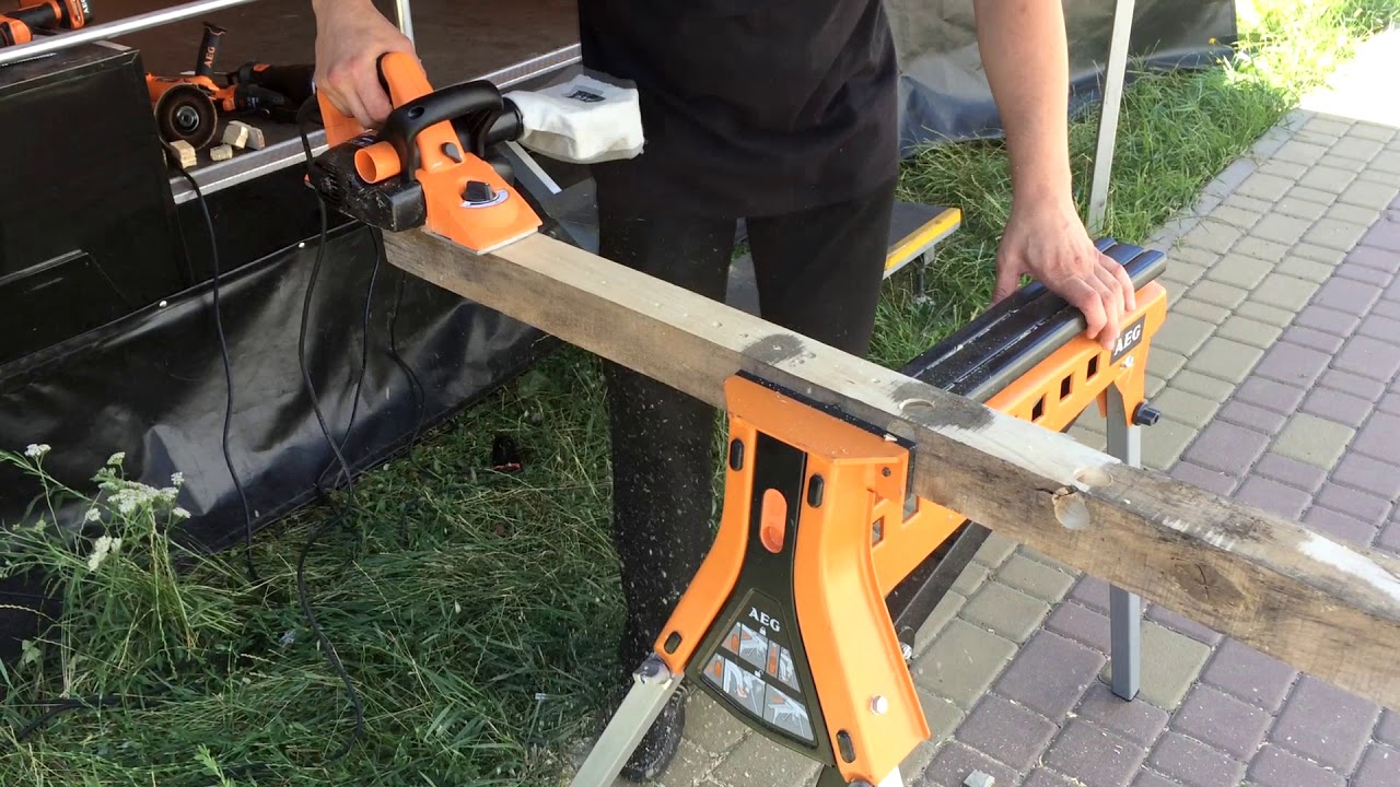 Рубанок AEG PL 750  750Вт 16000об/мин нож 82мм срез 0-2мм