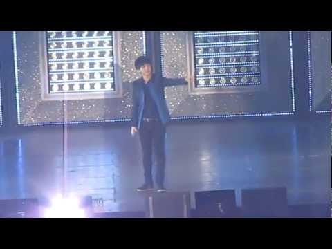 [Fancam] 130324 SS5 Seoul - Ending segment (Yesung bow & reluctant to leave stage)