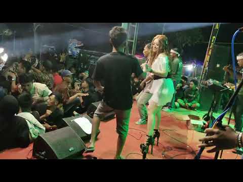 bojo 2 IKIF KAWAZHIMA bareng RONGGO SAMBOYO