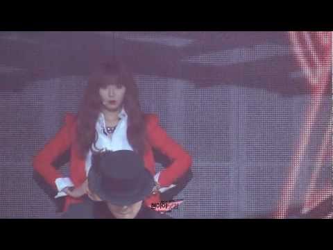 [FANCAM] 121026 hyuna(현아) Straight Up(흐트러지지마)