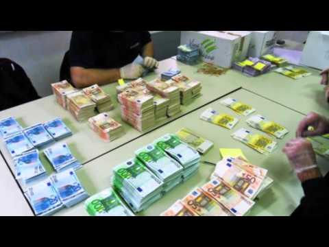 Carlos Thug ft. Lecho23 & Lio1000 - ''Un Dia''