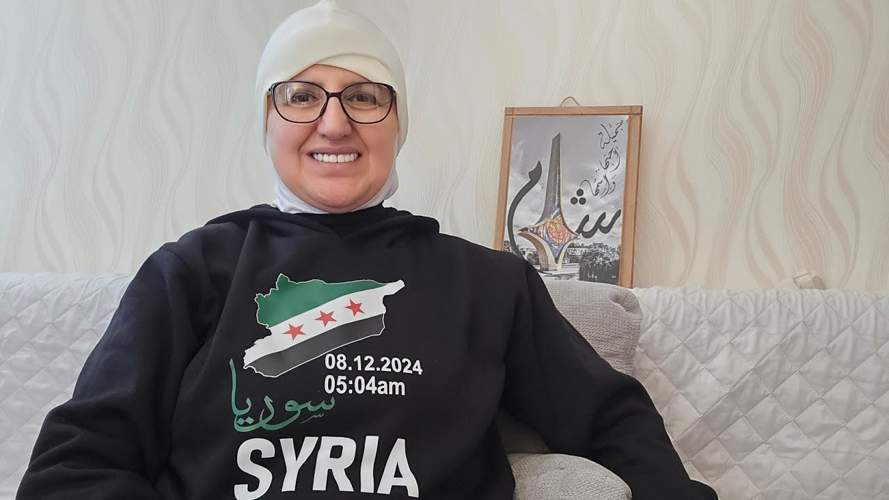 اتصال وخداع العميد وفيق ناصر المطلوب للعدالة ذكر اسمه بمحاكمة عاطف نجيب و اح?