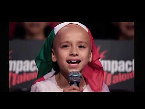 Mi nombre es Sofía y tengo solo 8 años, Niña con cancer canta Mexico vive en mi ❤️