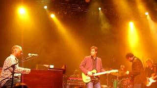 Booker T & the DBTs, "Hey Ya!"