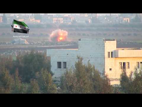 استهداف تركس لتنظيم داعش بصاروخ تاو من قبل الجبهة الجنوبية في تسيل في محافظة درعا