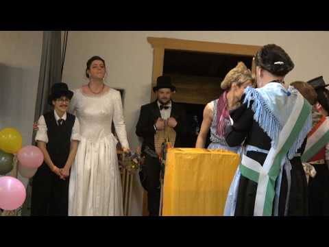 Carnival wedding in Weißbach - The Weisert for the bridal couple (wedding gift) from D' Falkastoana