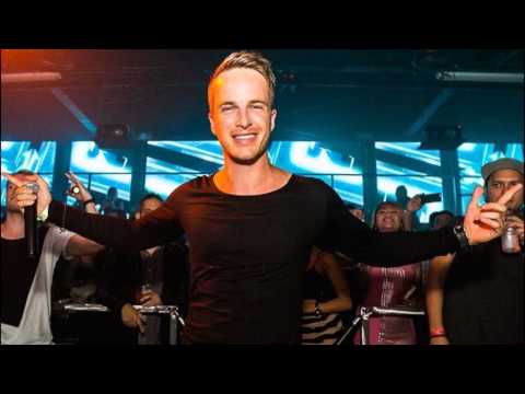 Jaz Von D & USAI- Prophecy vs. Sunrise (DANNIC Tomorrowland Edit)Juzeh Reboot