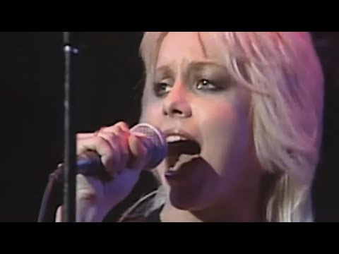 Neon Angels On The Road To Ruin (Sound Inn, Japan TV, 1977) - The Runaways