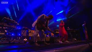 Hot Chip - Flutes (Live at Glastonbury 2015) 4/14