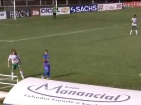 Melhores momentos do volante Gilson Tussi.