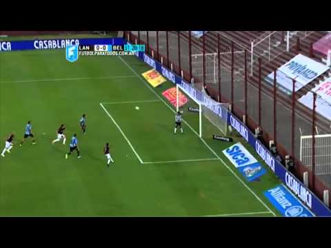 Aguirre estrelló el travesaño. Lanús 0 - Belgrano 0. Fecha 2. Primera División 2015. FPT.