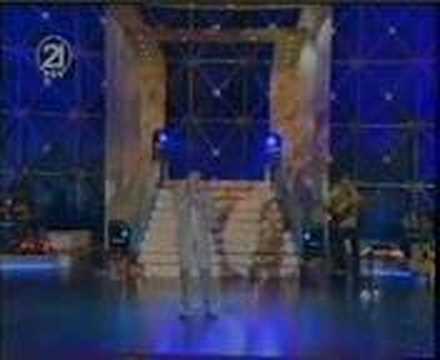 Granit HYSENI & ARDIANET-Ylli qe me ndriçon ( polifest 2003)