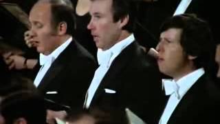 Ode à la joie 9è symphonie de Beethoven donnée par Bernstein