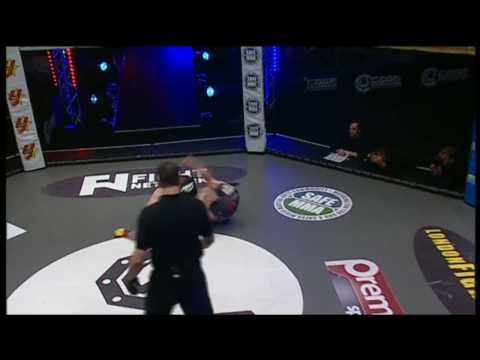 Ian Entwistle vs Liam James full fight