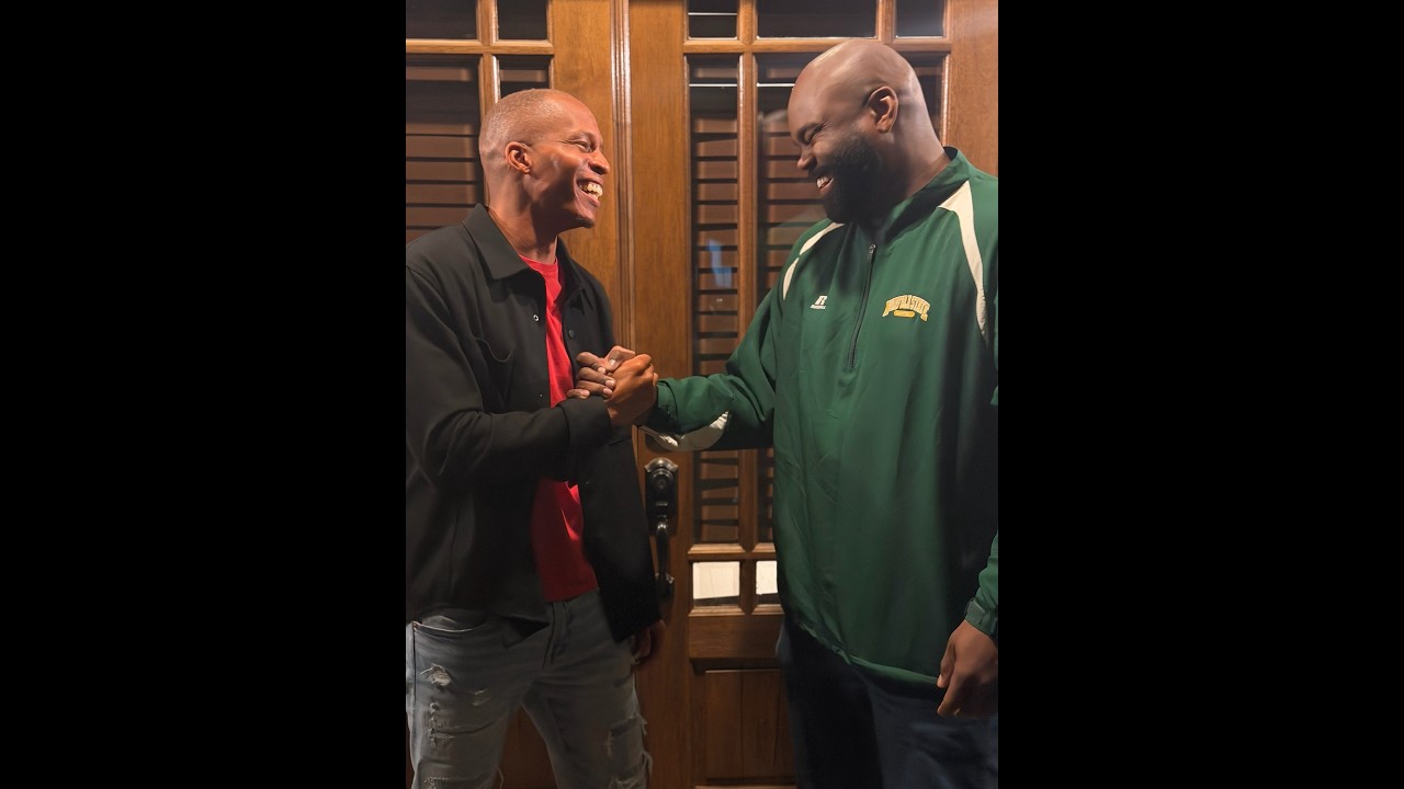 When Curtis and Brandon make a pact Glo and her friend don’t know about!