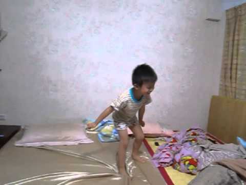 嘉4y8m-在床上跳伊咕比咕