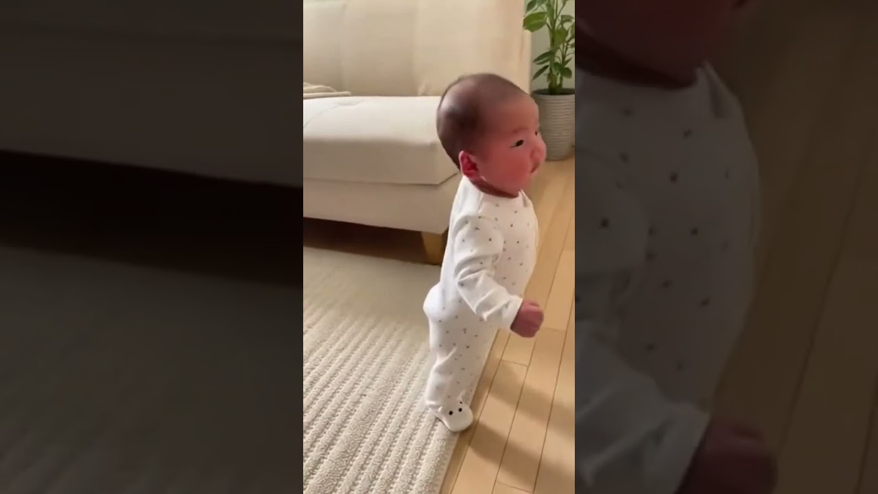 cute baby walking #baby #元気になる動画 #cute #赤ちゃん #可愛い