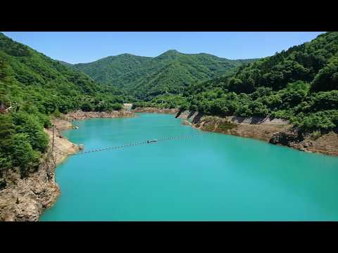 【四万ブルー】ダム堤防上からの奥四万湖  ５月～６月