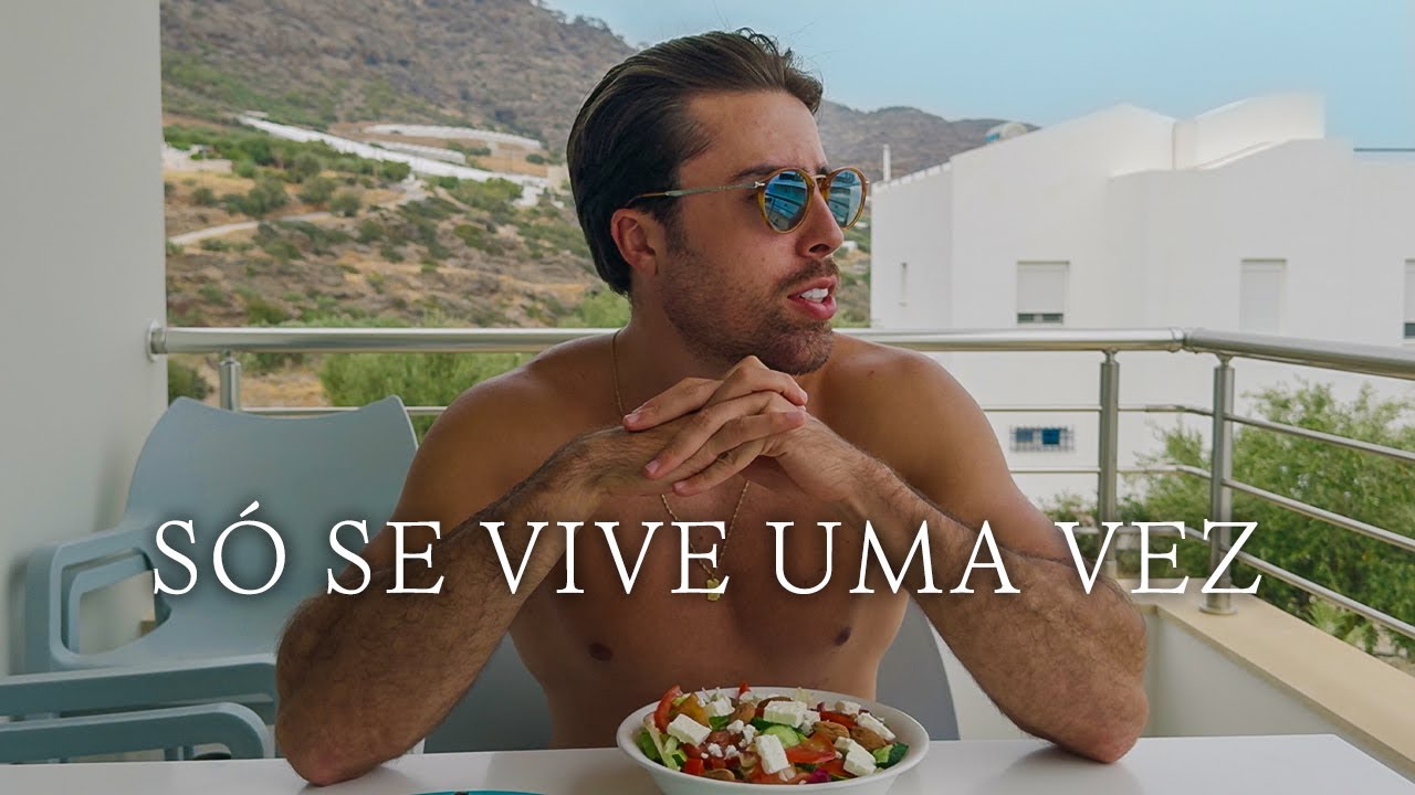 pov: Viajando para a Grécia sem absolutamente plano nenhum