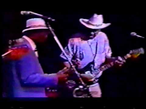 Thumbnail for Magic Slim & The Teardrops with Lefty Dizz - Sao Paulo - Brazil (1993) Part 1 by Lefty Dizz