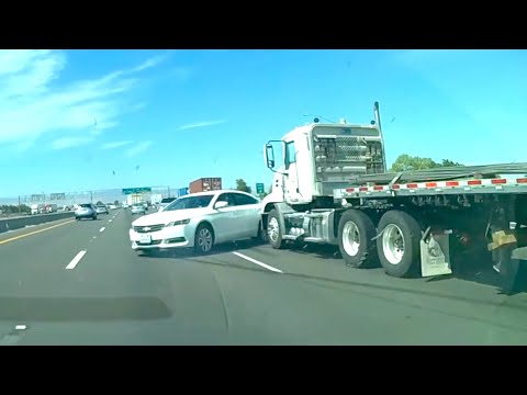 Idiots In Cars Compilation - 384 [USA & Canada Only]