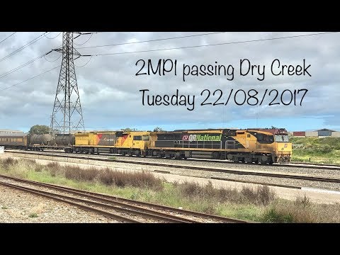 Aurizon 2MP1 passing Dry Creek 22 08 2017