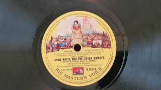 With A Smile And A Song - Snow White &amp; The Seven Dwarfs Walt Disney - 1931 HMV 521 Radiogram - 78rpm