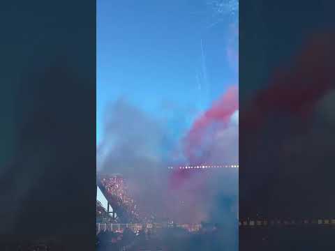 "QUE HINCHADA" Barra: La Gloriosa Butteler &bull; Club: San Lorenzo