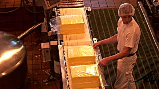 preview picture of video 'Tillamook Cheese Factory - Oregon'