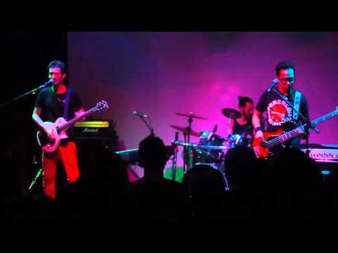 Spaceship - Mercy - (MUSE vs RHCP - 12.03 - Célula Showcase)