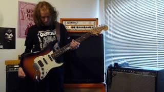 Video thumbnail for 2007 / 08 Fender Highway One Stratocaster by Dave Simpson
