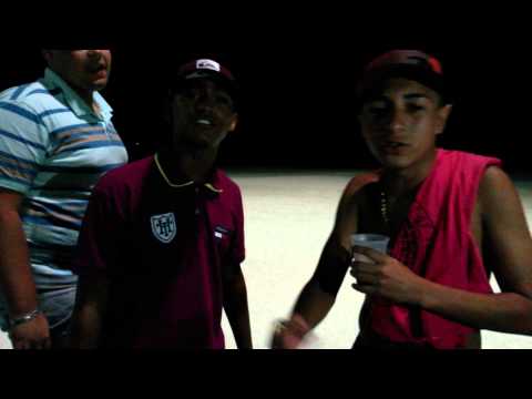 Mc Erick CQ e Mc Naldinho - Medley Chavosa Na Praia Só Lançamentos