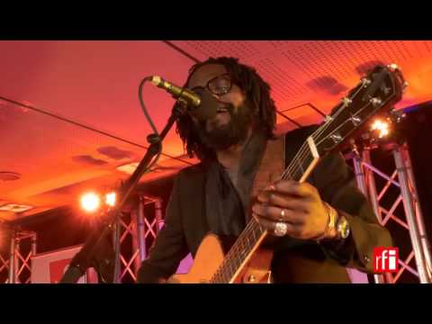 Tété chante "Persona non grata" - Libres ensemble RFI-OIF