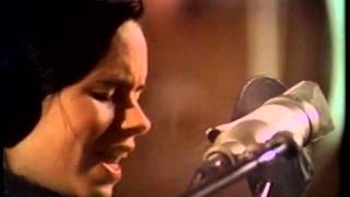 Natalie Merchant - Tell Me More