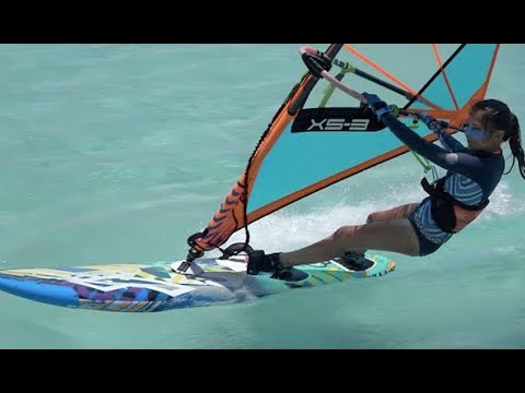 Windsurfing Upwind 360 in Footstraps at 11 years