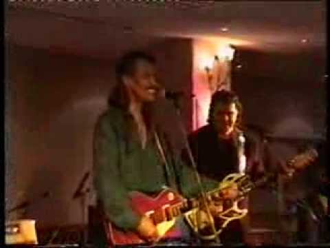 Andy Tielman sings  " unchained melody "