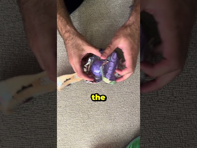 Vídeo relacionado con Teegxddy 1 psc Fruta del Diablo Llavero colgante de fruta del diablo Llavero Anime Llavero con colgantes Joyería Llavero de una pieza Devil Fruit Llavero de metal con colgante (A)