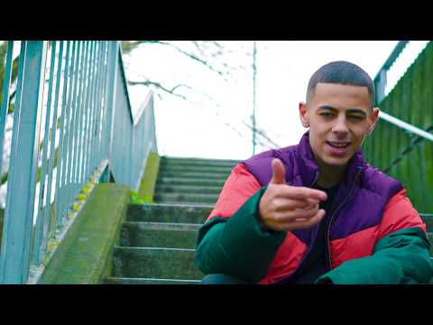 Aaron Martyn - Insta Famous (OFFICIAL VIDEO)