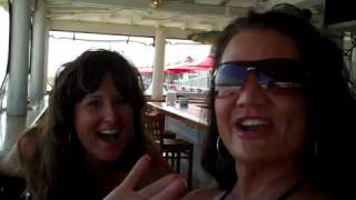 preview picture of video 'Jill and Donna arrive in Destin, FL'