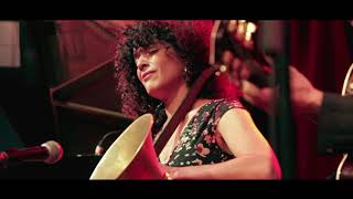 De Cerca En El Berlin  Mastretta