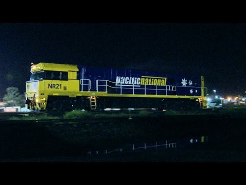 Pacific National NR Class Diesel Locomotive - PoathTV Australian Railways, Railroads & Trains