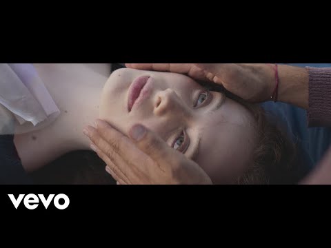 download lagu mp3 mp4 Aiello La Mia Ultima Storia, download lagu Aiello La Mia Ultima Storia gratis, unduh video klip Aiello La Mia Ultima Storia